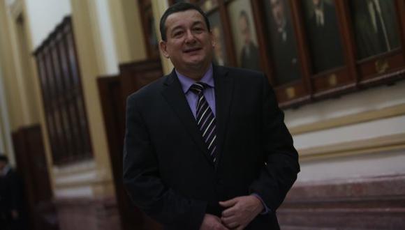(Anthony Niño de Guzmán)