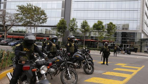 Personal de la policía y las Fuerzas Armadas supervisarán que se cumplan las normas. (Fotos: Violeta Ayasta / @photo.gec)