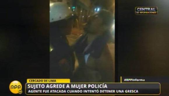 Sujeto perdió el control y agredió a mujer policía en Cercado de Lima. (RPP)