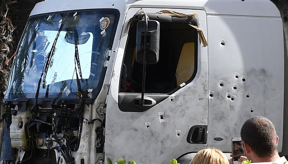 La Policía de Niza disparó más de 20 balazos a la cabina del conductor para detener a Mohamed Lahouaiej Bouhlel. (AFP)