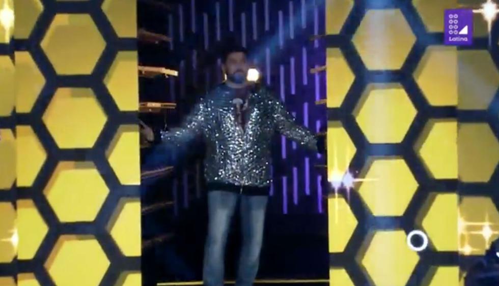 El salsero Jerry Rivera apareció de sorpresa sobre el escenario de "Los 4 Finalistas". (Foto: Captura de video)