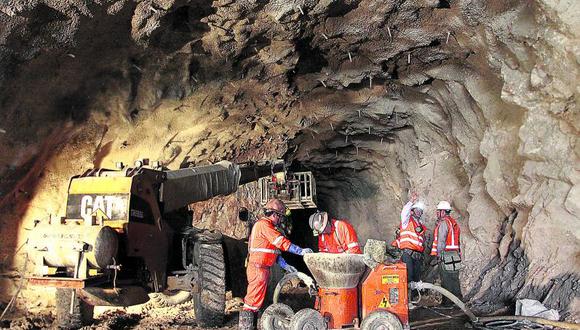 Minería fue uno de los sectores que más cayó.