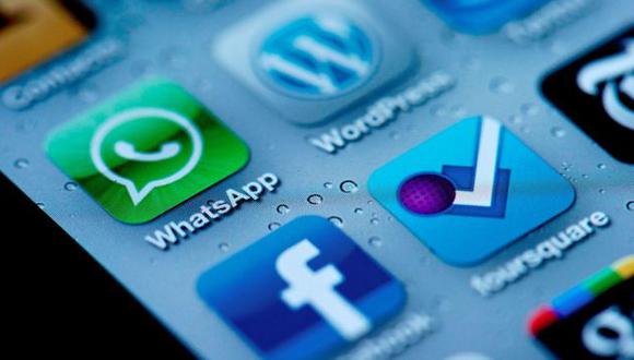 Existen ‘apps’ que permiten interceptar mensajes del popular servicio de mensajería instantánea. (Internet)