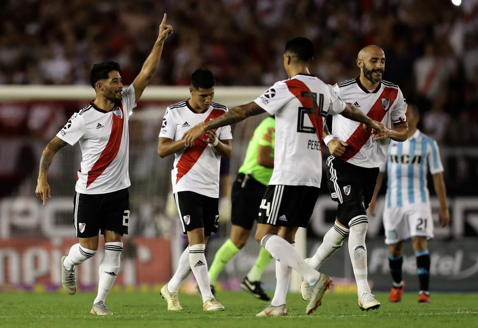 River Plate ganó 2-0 a Racing Club en el Monumental por la Superliga Argentina. (AFP)