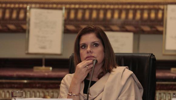 Mercedes Araoz se reafirmó en que la disolución del Congreso fue inconstitucional. (Foto: GEC)