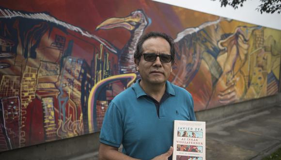 Javier Zea, el lingüista peruano que migró a Hungría hace casi 30 años.