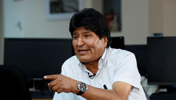 “Renuncio y al día siguiente muertos a bala de la policía y de las Fuerzas Armadas. Esa es la dictadura”, afirmó el expresidente de Bolivia, Evo Morales para BBC Mundo. (Foto: EFE)