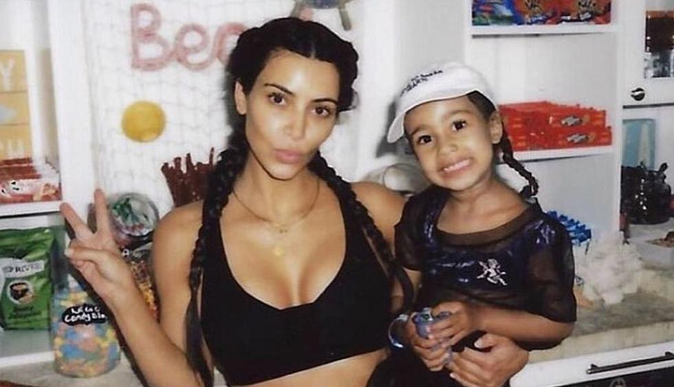 Kim Kardashian es una de las celebridades que ama vestir igual que su hija mayor Nort West. (Foto: Instagram)