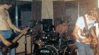 Nirvana: Filtraron las fotos del primer concierto del grupo de Kurt Cobain