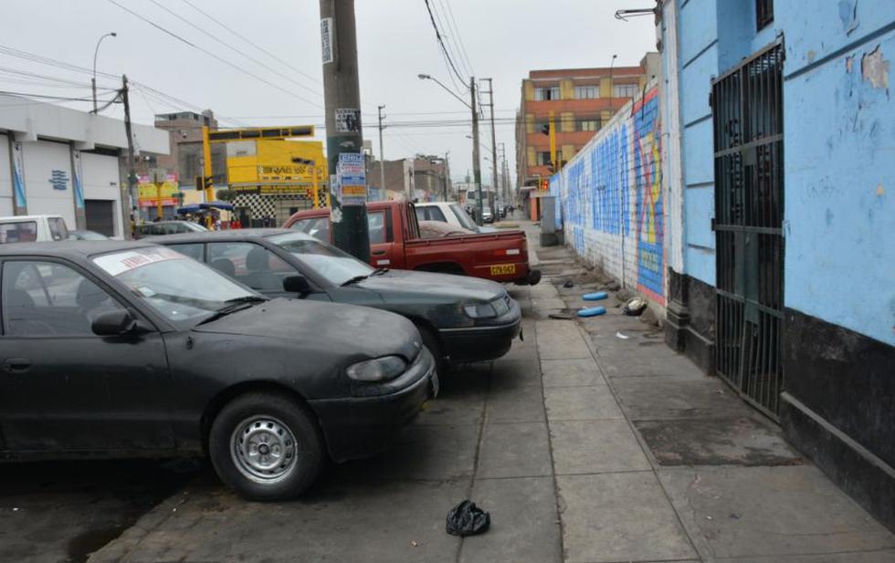 Se aprobó la ordenanza que prohíbe dejar vehículo abandonados en plena vía pública. (Foto: Municipalidad de La Victoria)