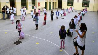 Buenos Aires mantendrá escuelas abiertas pese a fallo que ordena cerrarlas por COVID-19