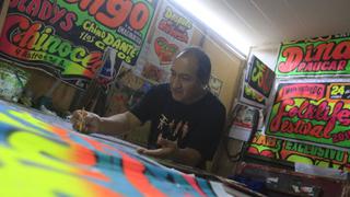 Pedro Rojas, el ‘Monky’: El pionero de los afiches fosforescentes y la caligrafía chichera