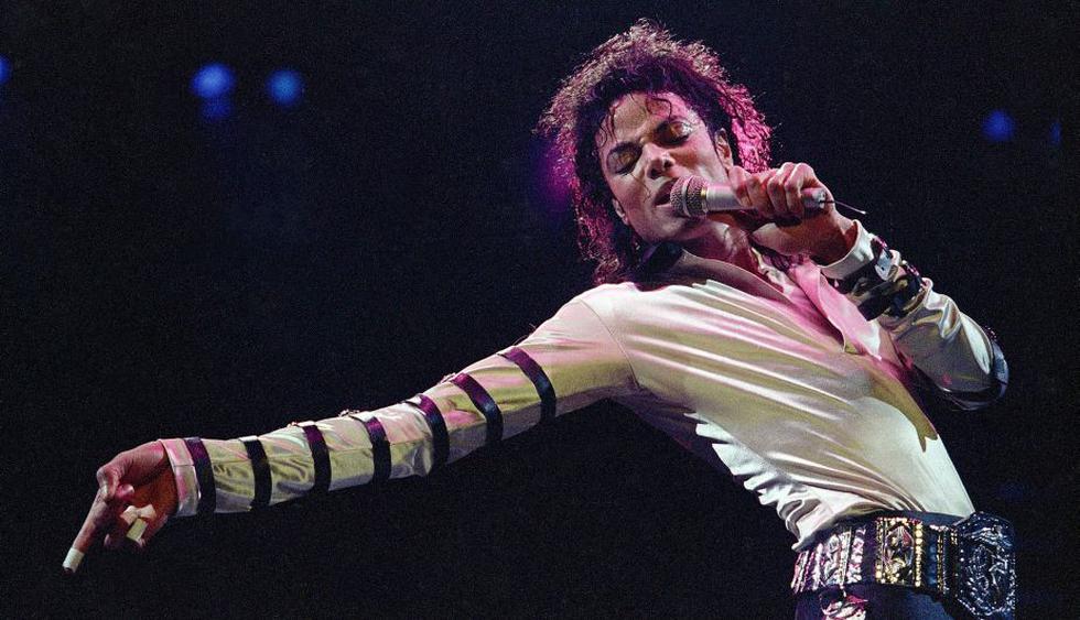 1. Michael Jackson sigue siendo el artista que más 'factura' pese a estar muerto. (AP)