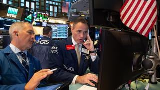 Wall Street cierra con pérdidas tras imposición de aranceles entre EE.UU y China