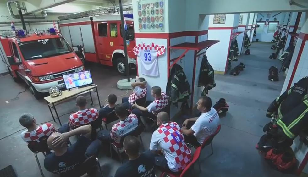 Los bomberos de Zagreb publicaron en su Facebook un singular video para concientizar a los fans croatas sobre el uso de pirotecnia. (Vatrogasna postrojba Zagreb)