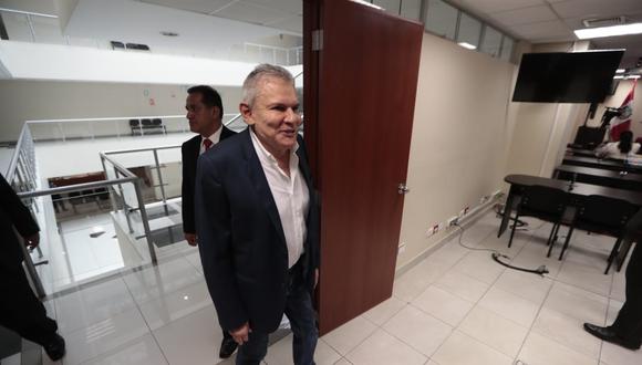 Arribo de Luis Castañeda Lossio a la audiencia de prisión preventiva. (Hugo Pérez/GEC)
