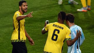 Lionel Messi: ‘Selfie’ de jugador de Jamaica con la ‘Pulga’ da la vuelta al mundo