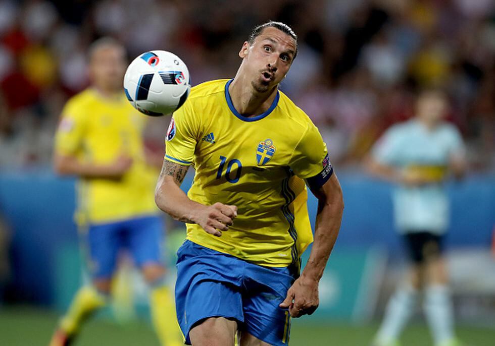 Ibrahimovic no fue considerado por Janne Andersson para disputar el Mundial pero encontró una salida para estar en Rusia 2018. (GETTY IMAGES)