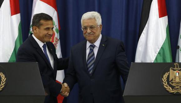 Ollanta Humala se reunió con Mahmud Abbas en Ramala. (Reuters)