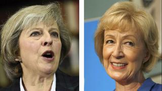 Reino Unido: Theresa May y Andrea Leadsom disputarán cargo de primera ministra