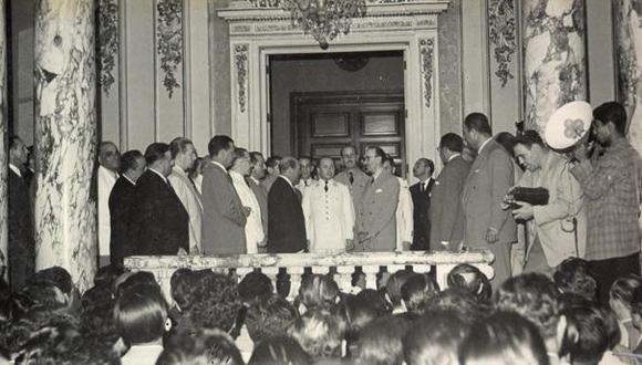 José Luis Bustamante y Rivero en una actividad en el Salón Dorado de Palacio de Gobierno. Su gobierno solo duró tres años por el golpe de Odría. (Foto: Archivo PUCP)