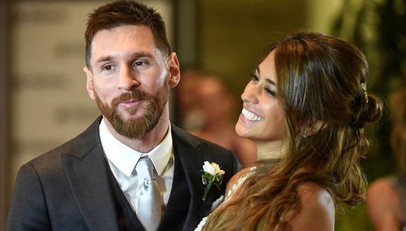 Antonella Roccuzzo y Lionel Messi son una de las parejas más sólidas en el mundo deportivo. Su amor data de décadas (Foto: Eitan Abramovich / AFP)