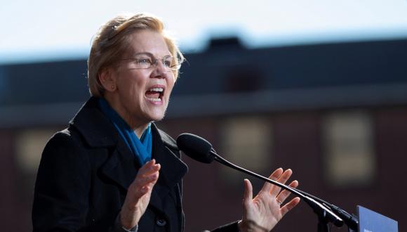 La senadora demócrata de los Estados Unidos Elizabeth Warren, de Massachusetts, anuncia su candidatura para la nominación presidencial demócrata de 2020 en Everett Mills en Lawrence, Massachusetts. (Foto: EFE)