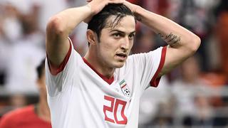 Sardar Azmoun, jugador iraní, renunció a su selección por insultos hacia él