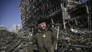 Ucrania: al menos 8 muertos en bombardeo contra centro comercial en Kiev