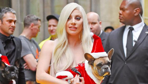 Lady Gaga junto a sus perros bulldogs franceses. (Foto: @ladygaga).