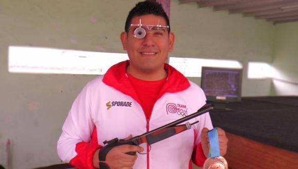 Marko Carrillo fue eliminado en la modalidad de 50 metros pistola aire en Río 2016. (americatv.com.pe)