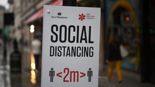 COVID-19: ¿Se debería extender el distanciamiento social para evitar el contagio?
