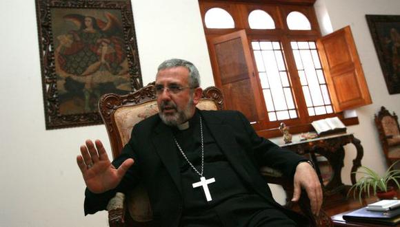 Arzobispo de Arequipa, monseñor Javier del Río Alba, condena abusos a menores. (USI)