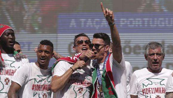 Portugal tiene razones para celebrar. Aparte del título se llevó un jugoso premio. (EFE)