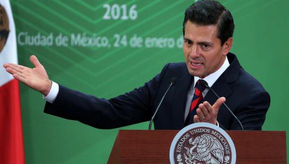 Enrique Peña Nieto rechazó tajantemente contrucción de muro firmado por Donald Trump. (EFE)