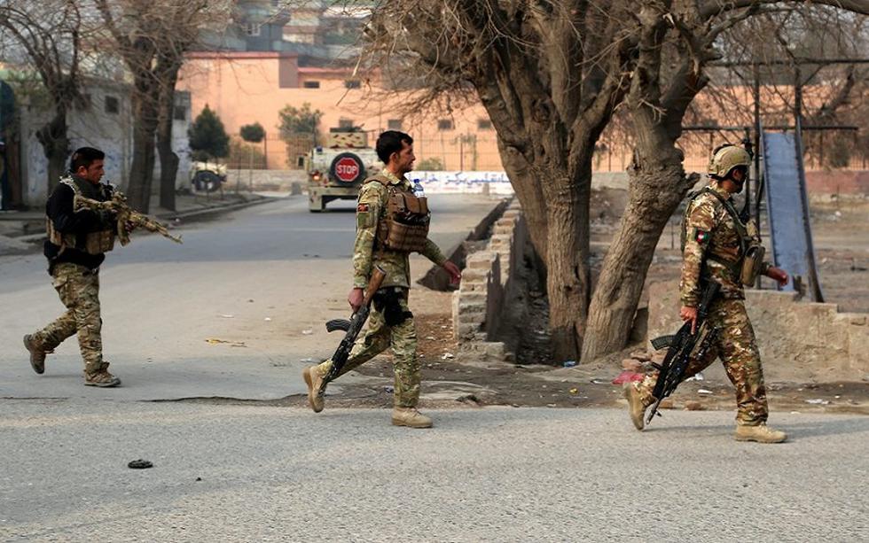 Suicida y talibanes causan 25 muertos en Afganistán (Getty)