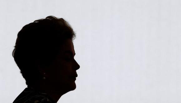 Dos políticos que fueron titulares de ministerios en el gabinete de Rousseff son denunciados (AP).
