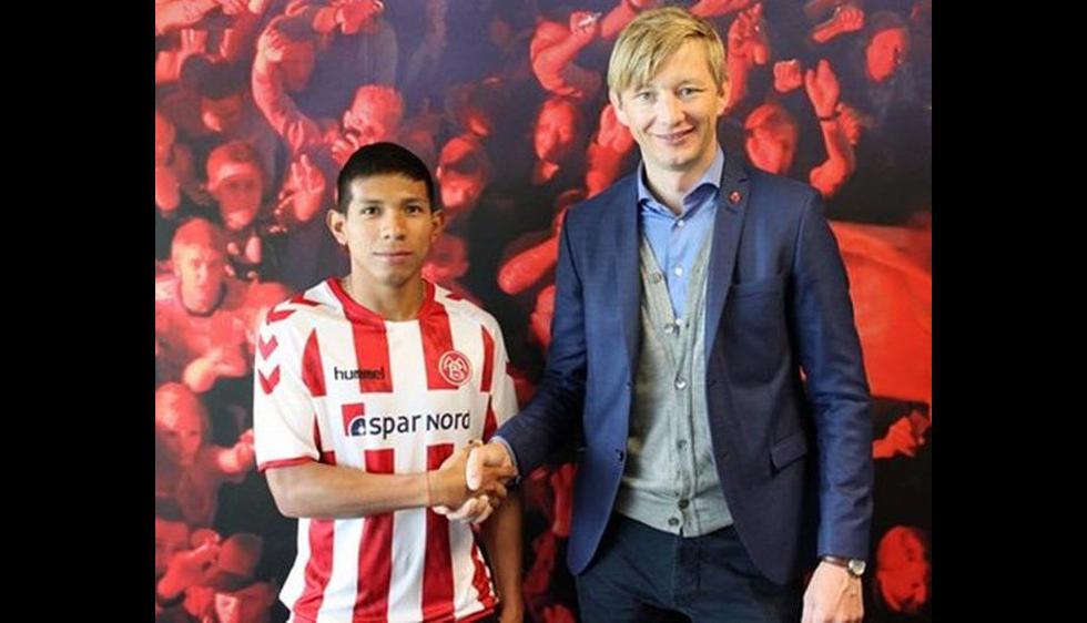 Edison Flores fue presentado como jugador del Aalborg Bk de Dinamarca. (Aalborg Bk)