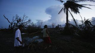 Tragedia en Filipinas: Al menos 10,000 muertos tras el paso del tifón Haiyán