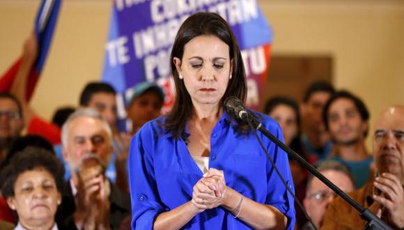 LOS RETA. Dirigente de la oposición encara las medidas y anuncia que continuará en campaña. (Reuters)