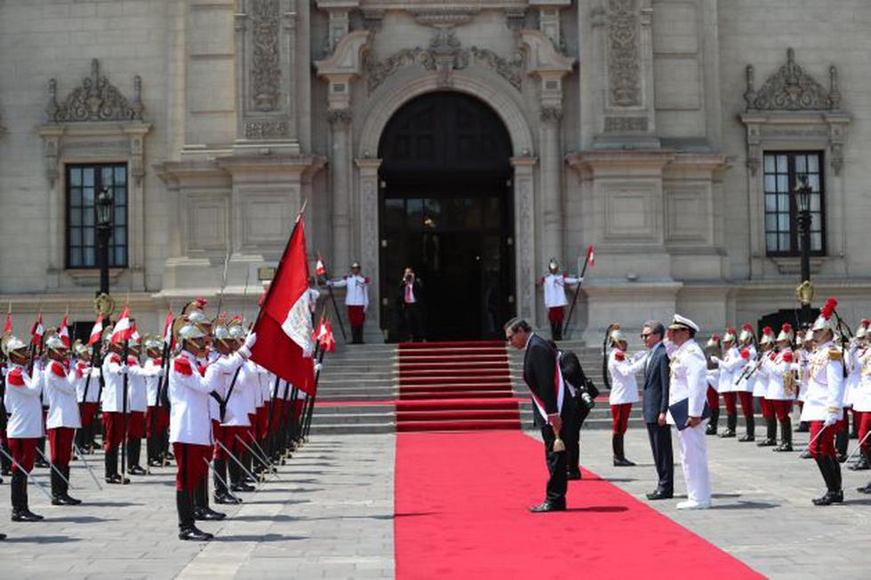 Martín Vizcarra designa a jefe de la Casa Militar y Secretaria General del Despacho Presidencial