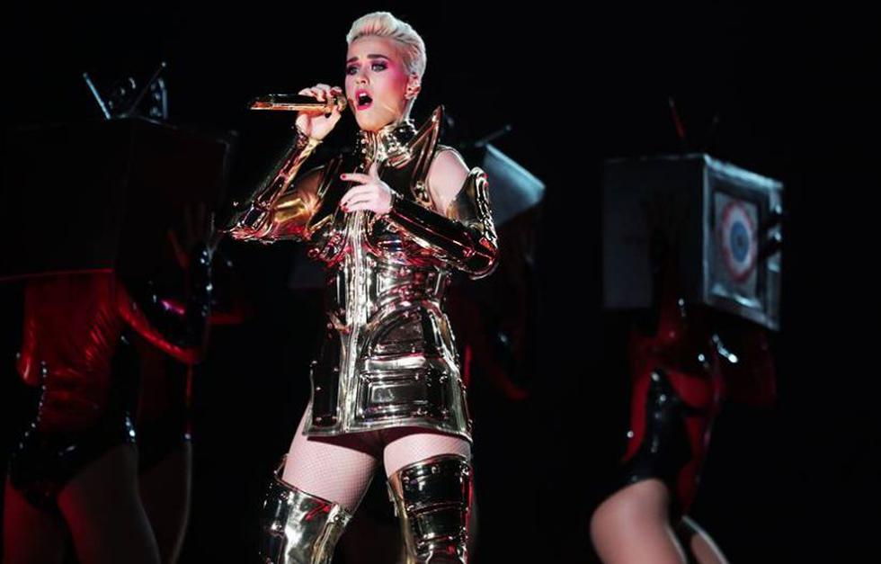 Katy Perry dio inició a su concierto en el Jockey Club en medio de una gran expectativa de sus miles de fanáticos. (Rafael Cornejo/Perú 21)