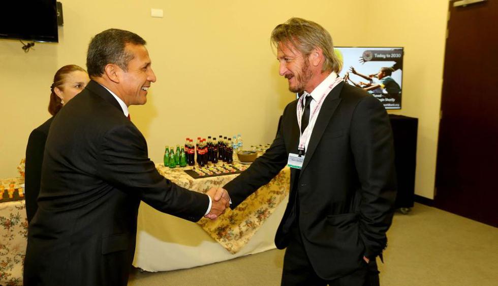 Ollanta Humala se reunió con el actor Sean Penn en Lima. (Facebook Presidencia)