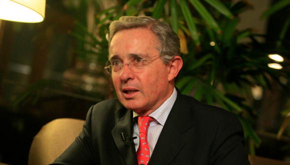 Exjefe paramilitar vinculó a Álvaro Uribe con matanza. (USI)