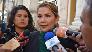La senadora opositora Jeanine Añez asegura que asumirá la presidencia en Bolivia tras la renuncia de Evo Morales