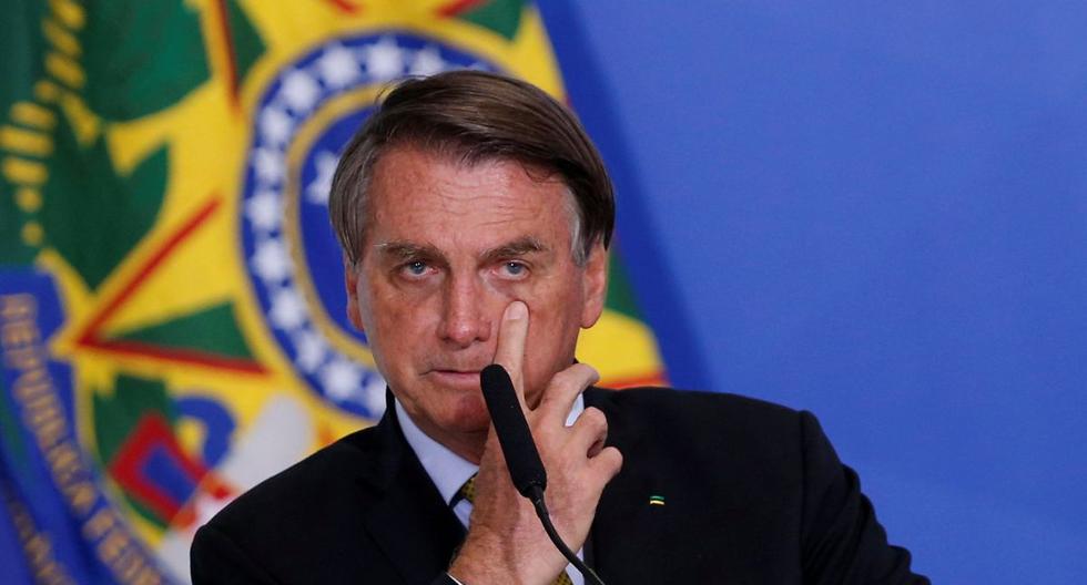 El presidente de Brasil, Jair Bolsonaro, hace un gesto durante una ceremonia en el Palacio Planalto en Brasilia, el 29 de junio de 2021. (REUTERS/Adriano Machado).