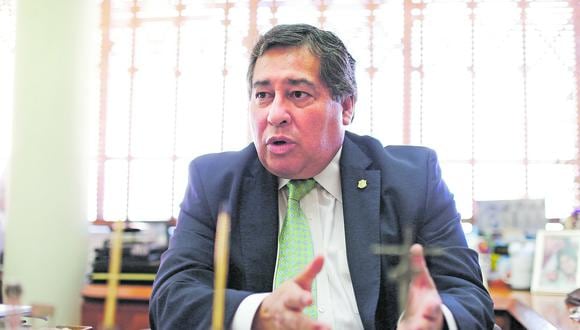 El abogado constitucionalista, Aníbal Quiroga, se expresó en contra de la medida cautelar que suspende la elección de magistradosd el TC (GEC).