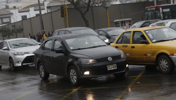 La Municipalidad de la Molina detalló que la demanda se sustenta en que el plan ‘Pico y placa’ atenta contra el derecho a gozar de un transporte público. (Foto: GEC)