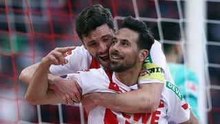 FIFA destaca récord de Claudio Pizarro en la Bundesliga