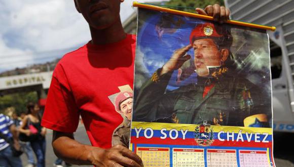 A CUENTAGOTAS. La expresividad de los chavistas contrasta con el hermetismo del Gobierno. (Reuters)